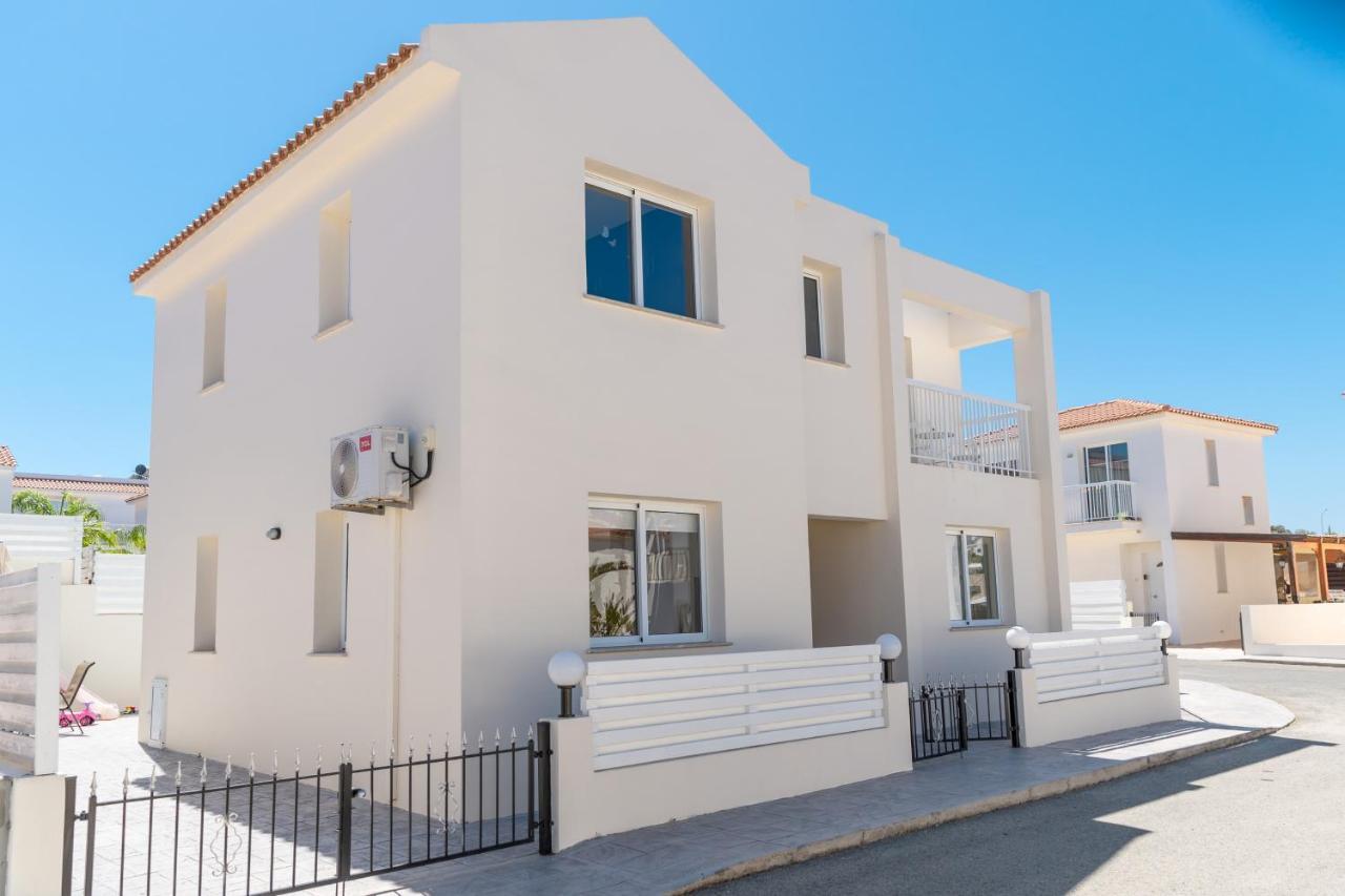 Dafni Villa Ekaterina 3 Bdrm Protaras Exterior photo