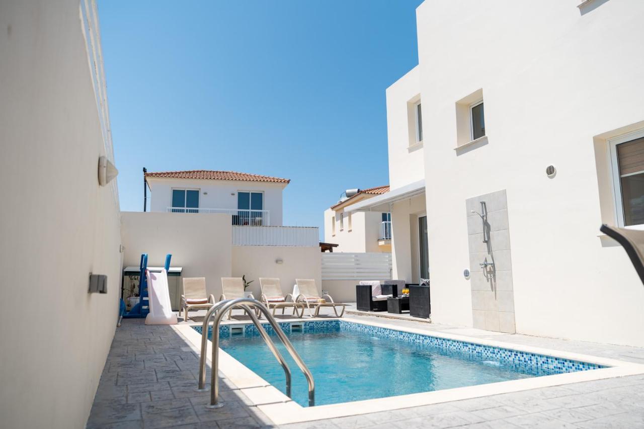 Dafni Villa Ekaterina 3 Bdrm Protaras Exterior photo