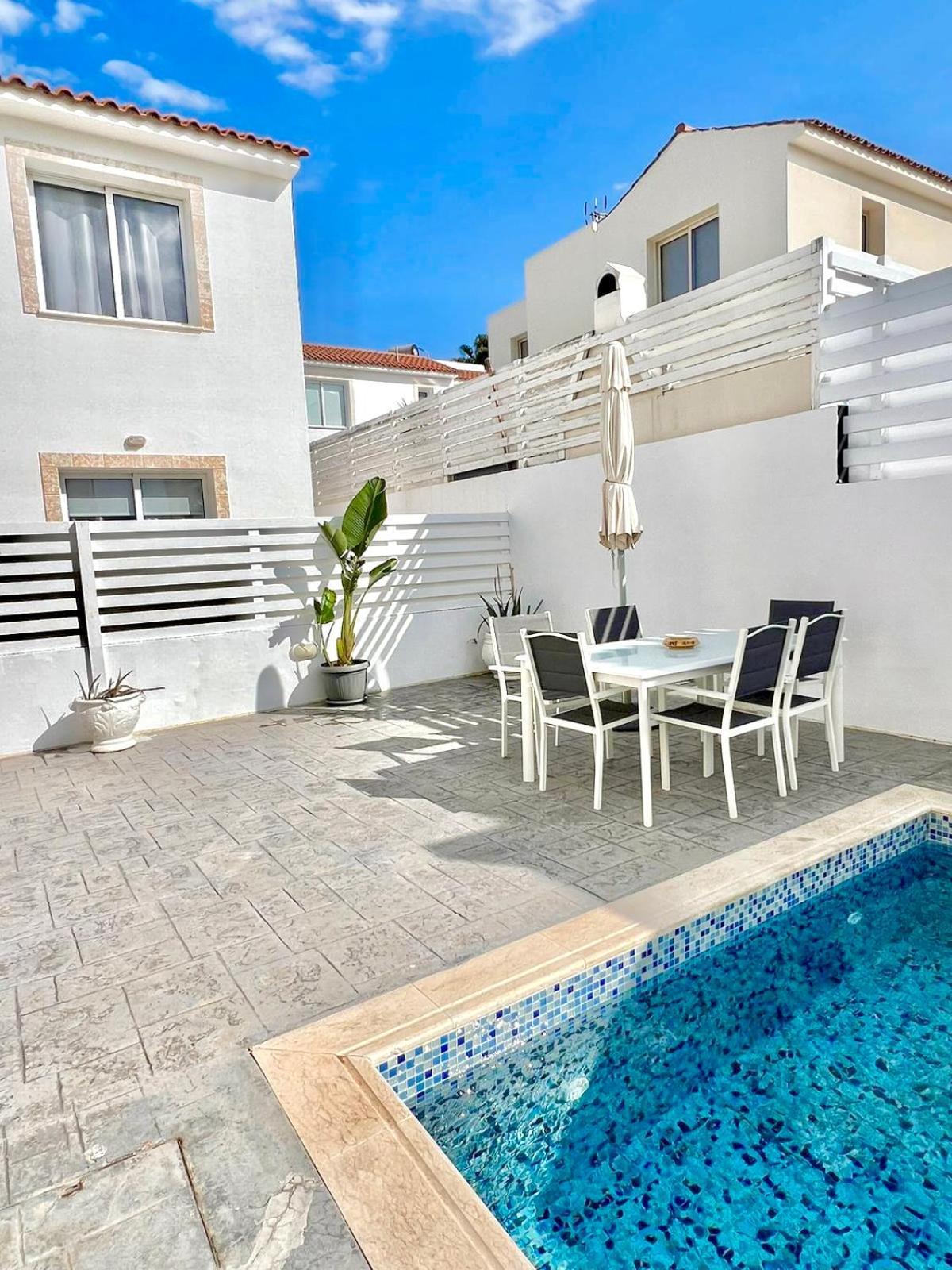 Dafni Villa Ekaterina 3 Bdrm Protaras Exterior photo